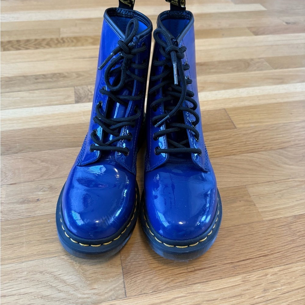 Dr Martens Boots Women's Size Blue Patent Leather 1460W - Picture 2 of 15